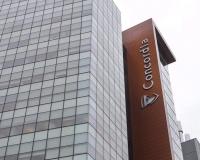 جامعة تستخدم بروفيسورا متوفي للتعليم عن بعد