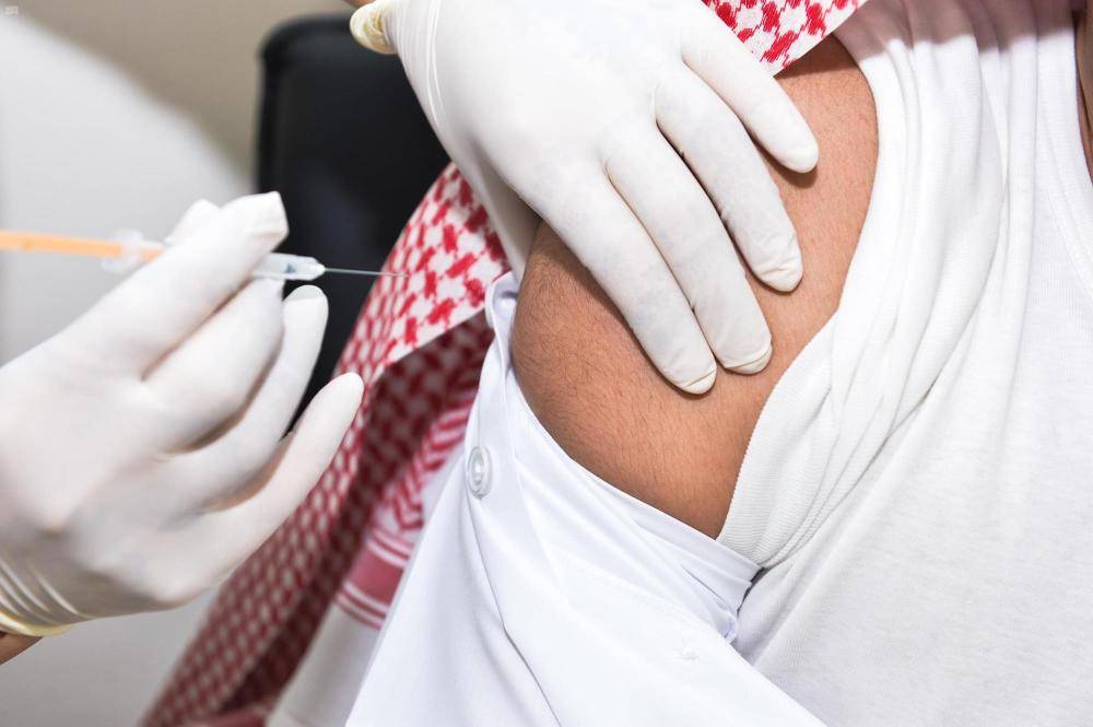 اللقاح شرط لعاملي الحج - جريدة الوطن السعودية