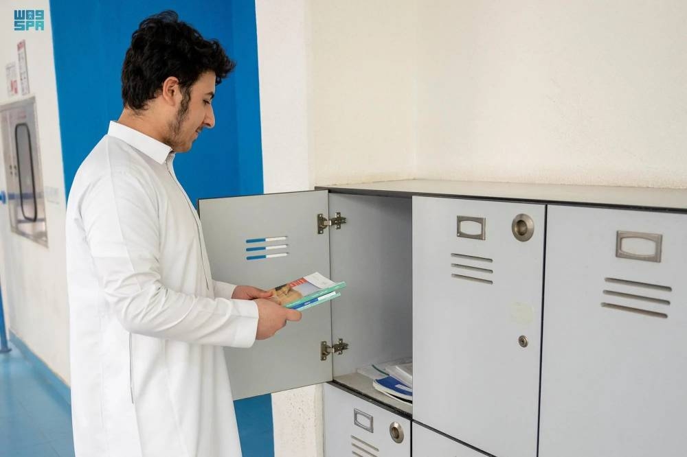 40 مجالا لمشروع تخرج طلبة الثانوية العامة