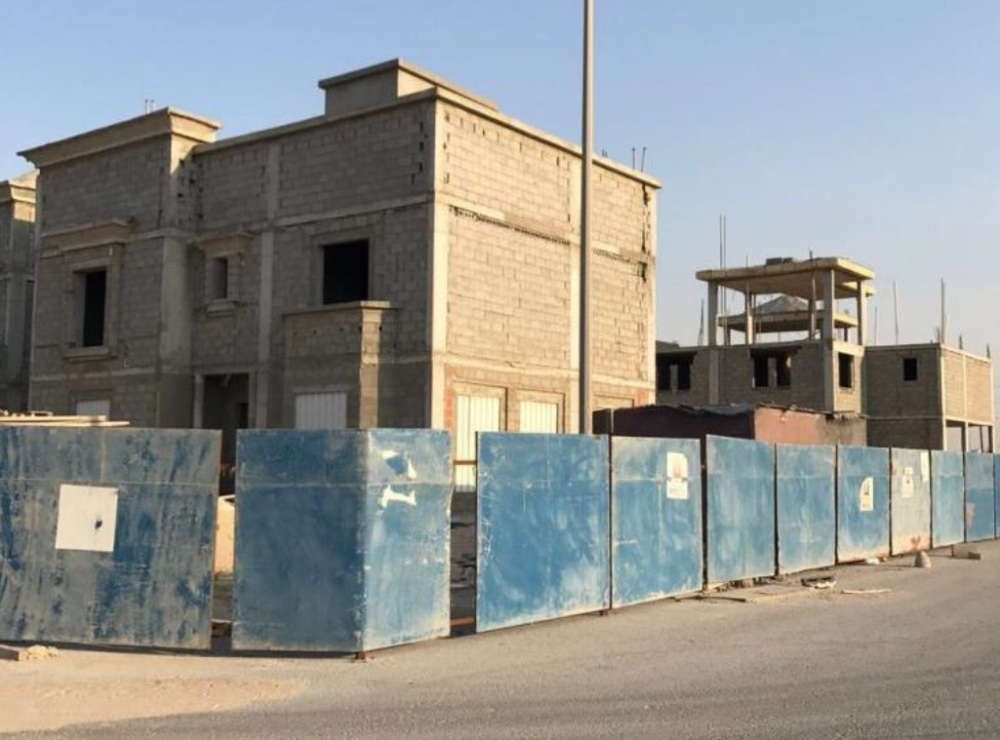 البلديات تجدد تحذيراتها لمتجاهلي تسوير الإنشاءات 