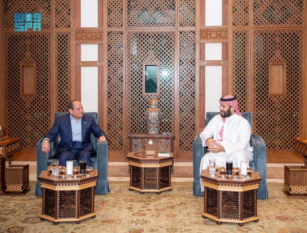 ولي العهد والرئيس المصري يبحثان الملفات المتعلقة بأمن واستقرار المنطقة 