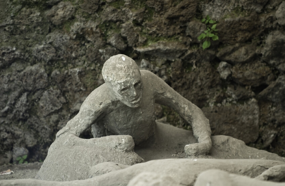 درج يقود لبومبي المفقودة 