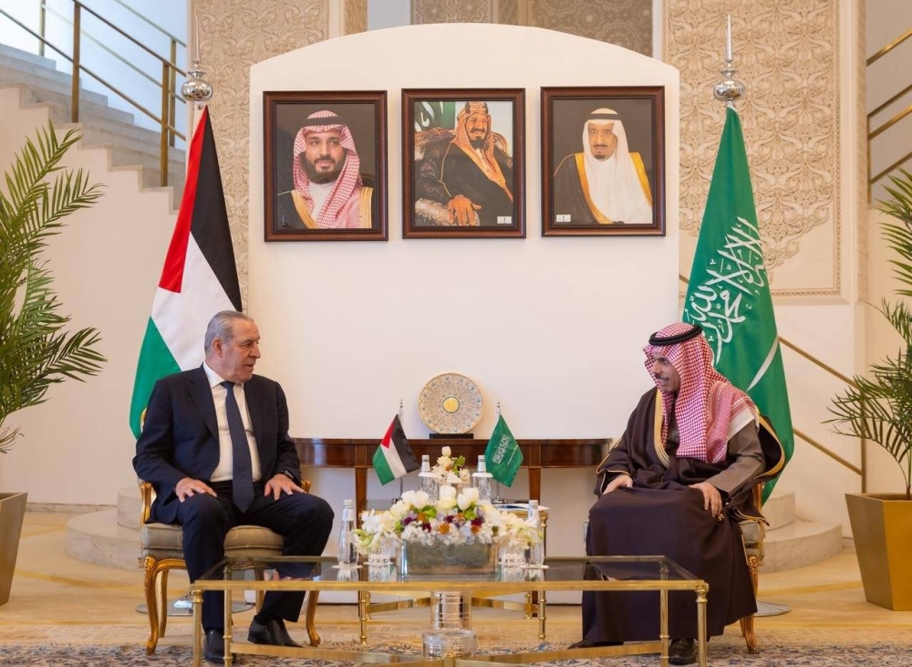 وزير الخارجية يستقبل نائب رئيس دولة فلسطين 