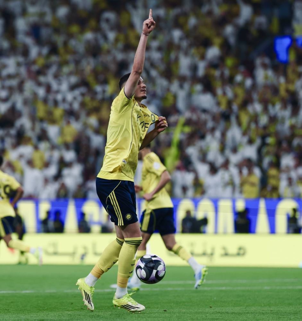 النصر ينتظر فحوص الثنائي 