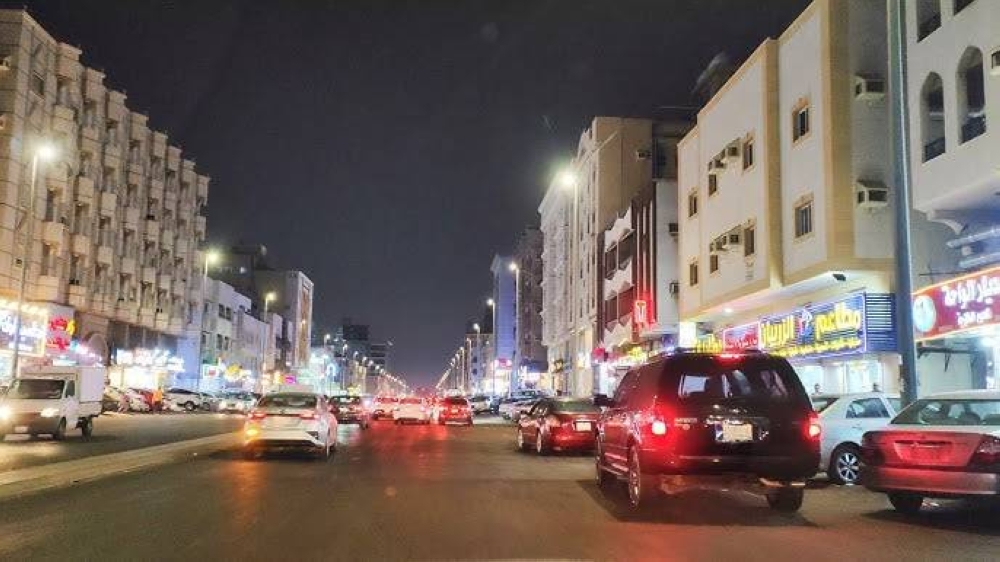 سكن العزاب في أحياء العائلات.. هل تغير المزاج نتيجة الحاجة 