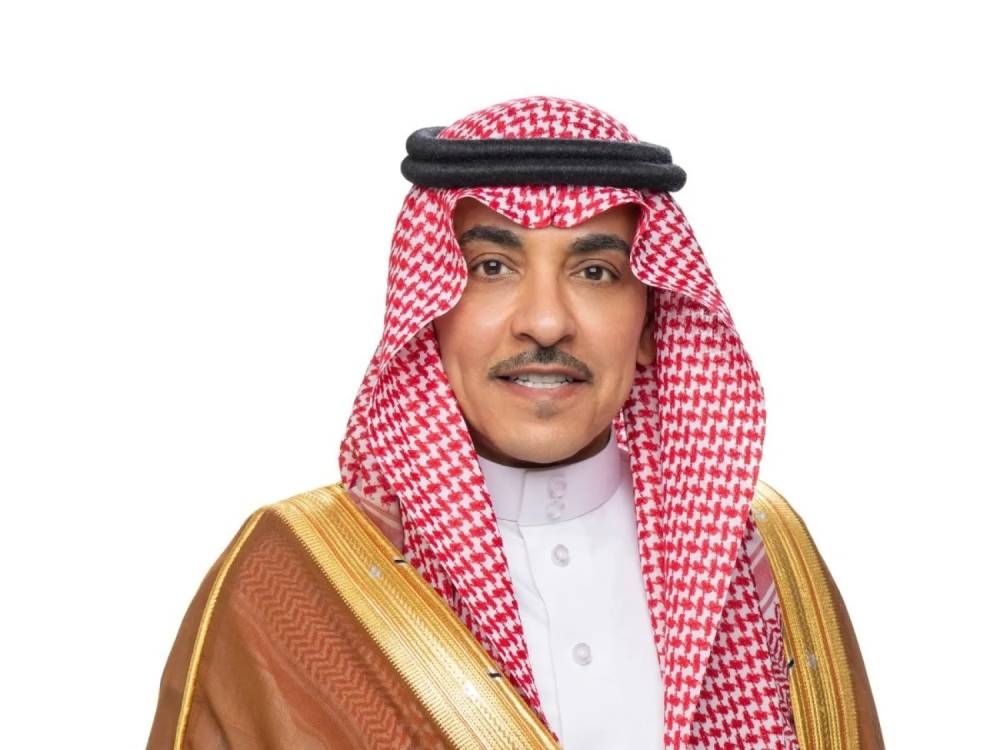 الدوسري يطلق وثيقة مبادئ أخلاقيات استخدام الذكاء الاصطناعي في الإعلام 