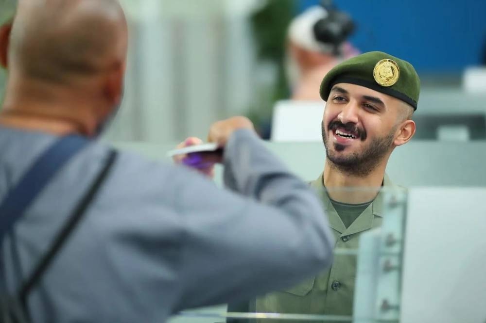 مغادرة أولى رحلات ضيوف الرحمن بعد أدائهم فريضة الحج 