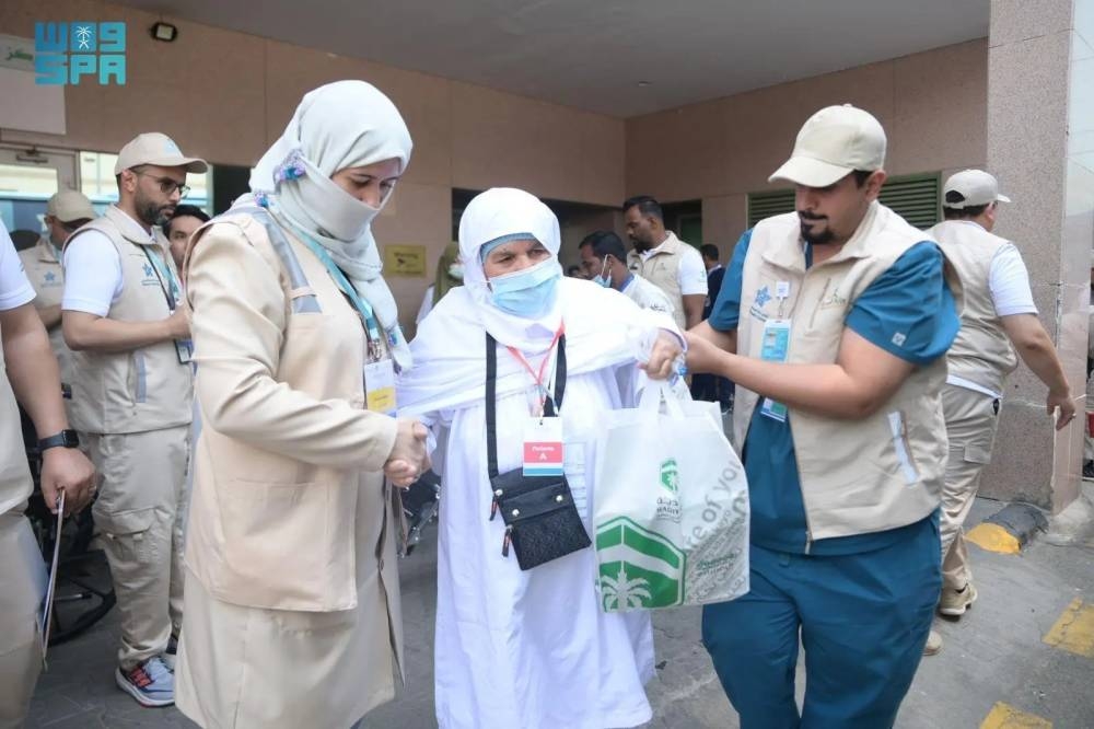 الجراحة الروبوتية والإمداد الجوي الطبي ضمن منظومة الحج الصحية 