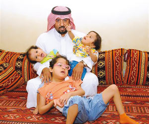 ضمور المخ يدفع عائلة لوقف الإنجاب والأسباب مجهولة جريدة الوطن السعودية